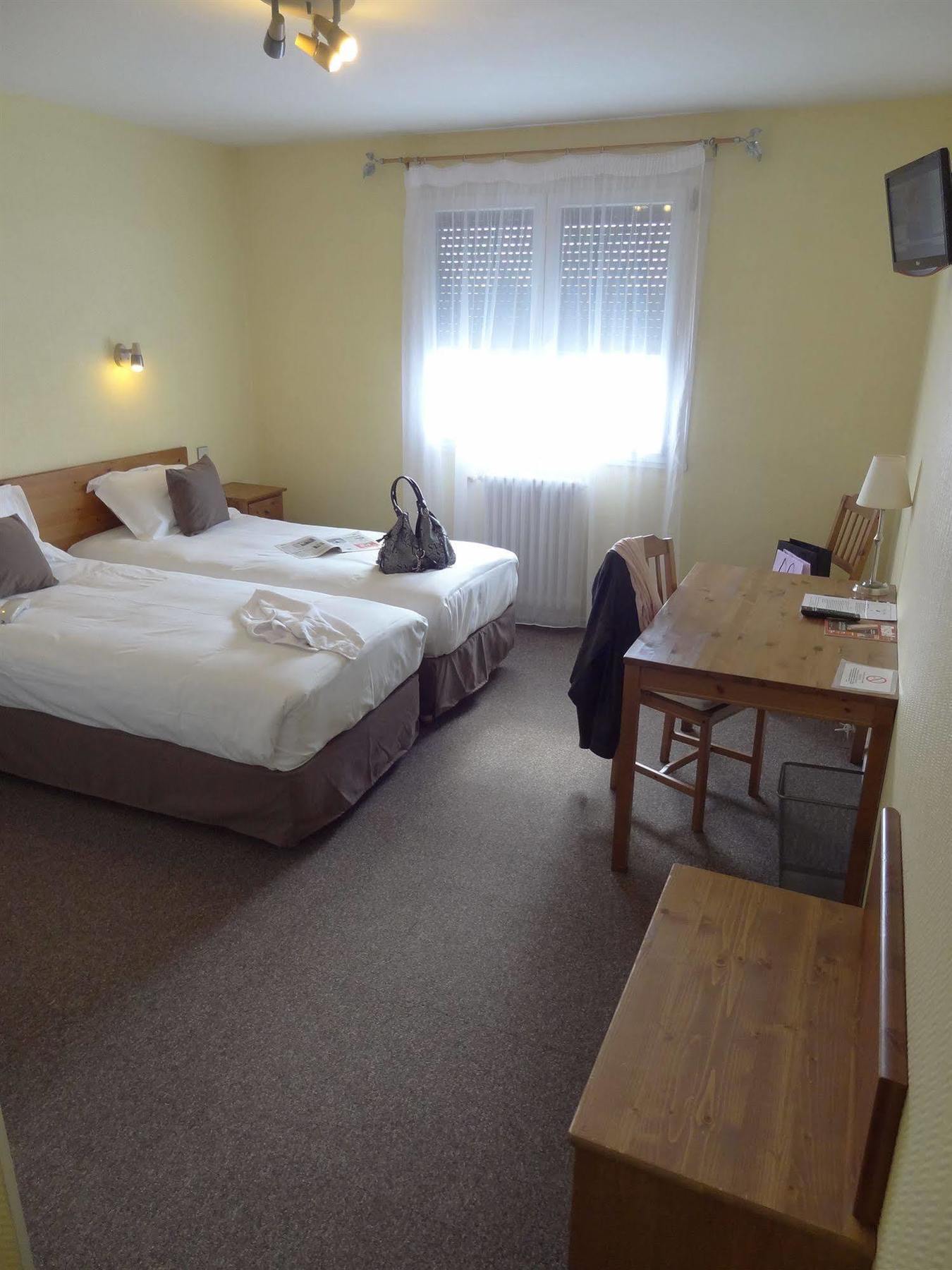 Hotel Prado Avec Parking - Proche Zenith ตูลูส ภายนอก รูปภาพ